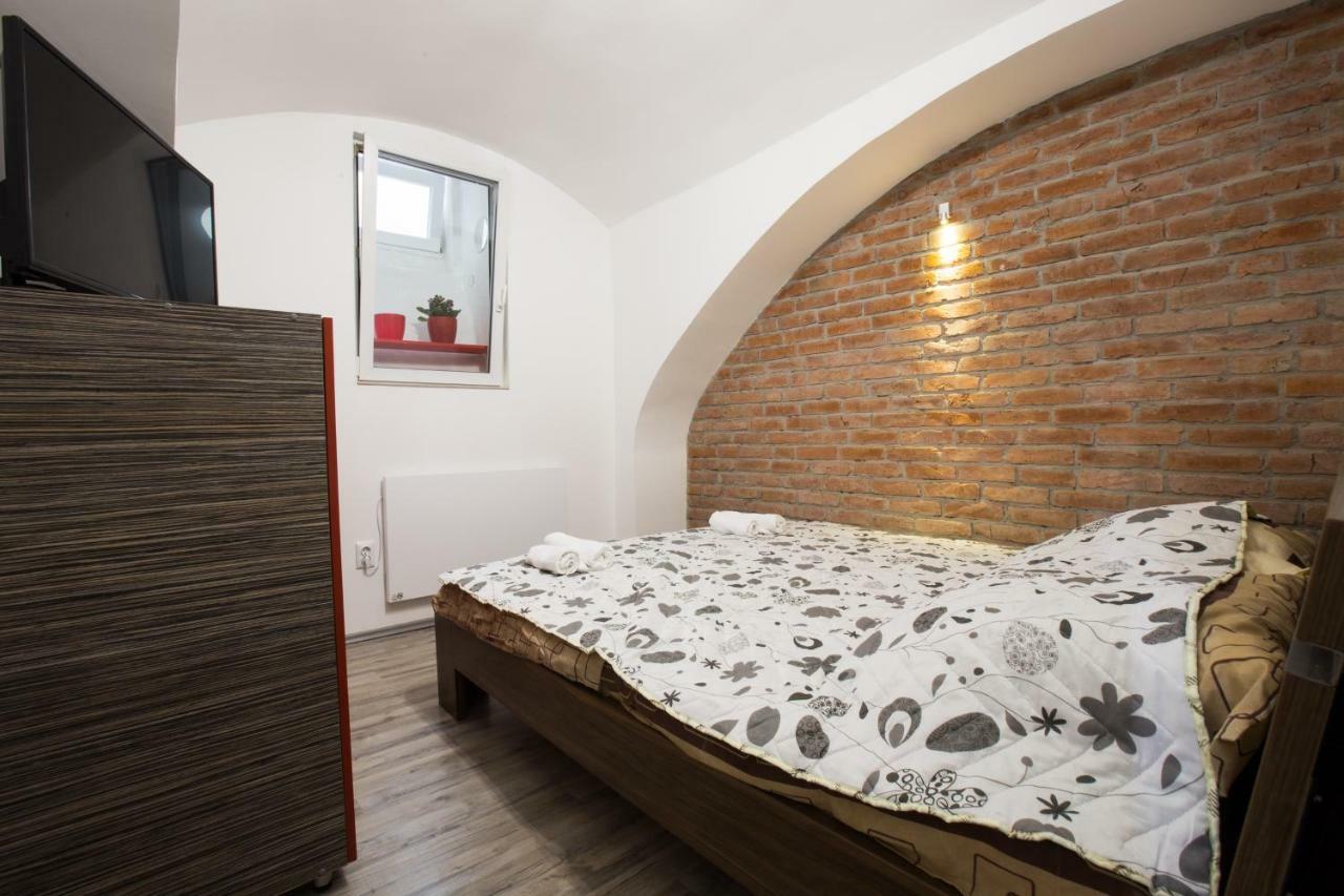Apartman Vita Zagreb Buitenkant foto