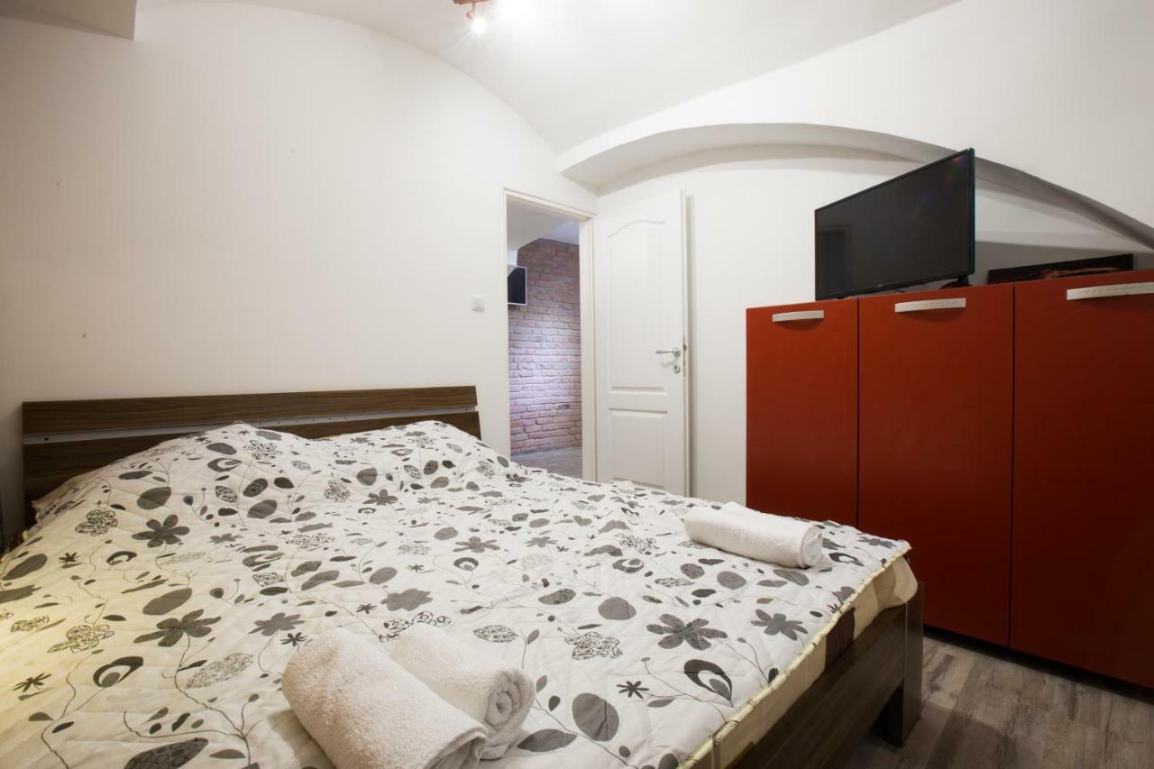 Apartman Vita Zagreb Buitenkant foto