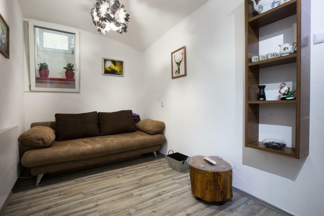 Apartman Vita Zagreb Buitenkant foto